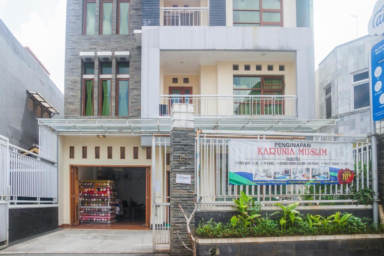 OYO 3894 Karunia Muslim Syariah Hotel Jakarta Bagian luar foto