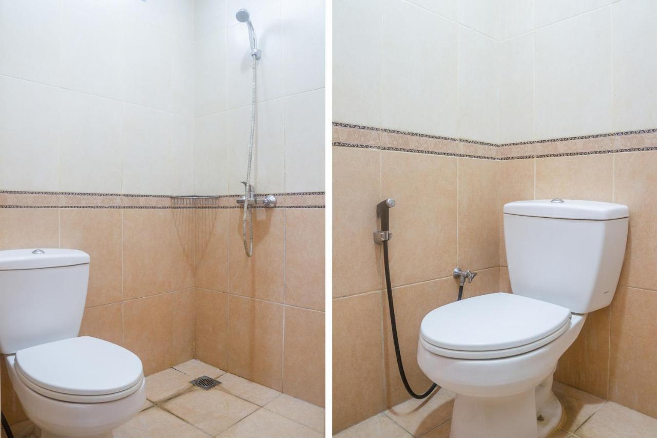 OYO 3894 Karunia Muslim Syariah Hotel Jakarta Bagian luar foto