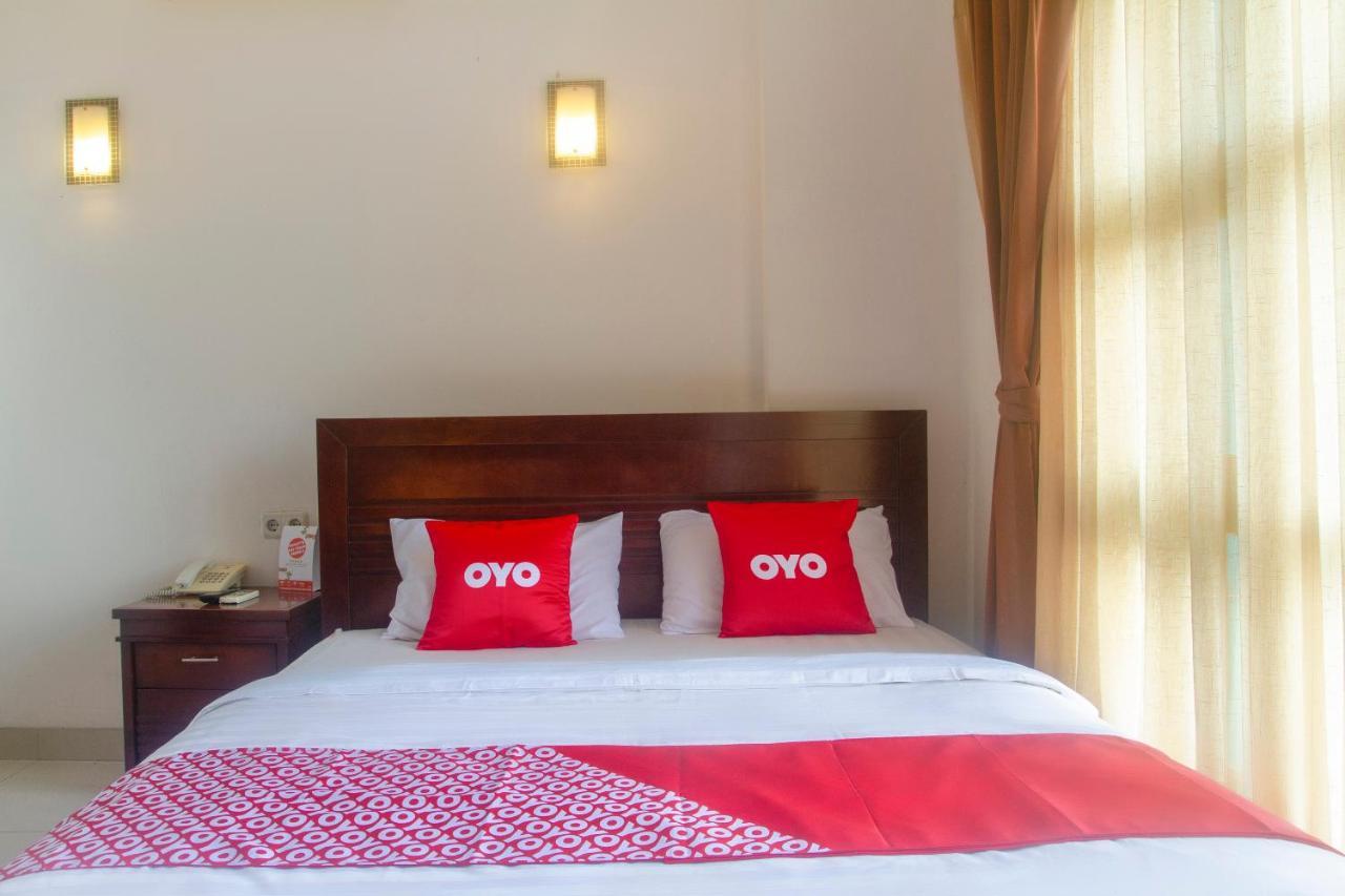 OYO 3894 Karunia Muslim Syariah Hotel Jakarta Bagian luar foto